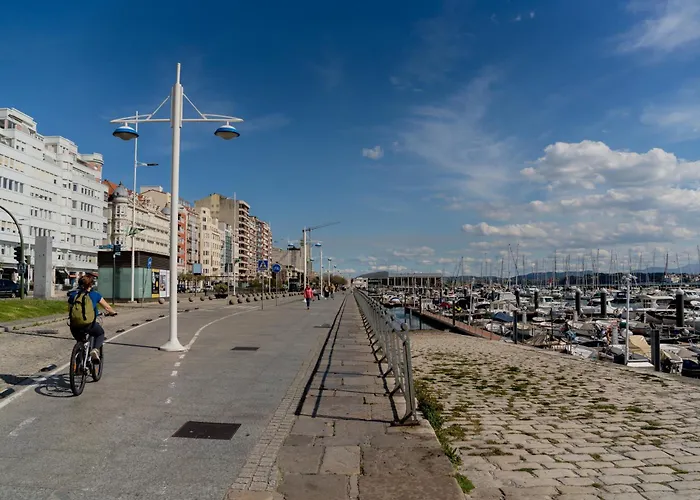 Haus Castelar شقة